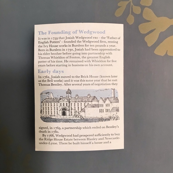 RARE VTG 1970s Heart Wedgwood Jasperware Heart Tray Lilac NEW Condition - Picture 7 of 13